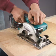 Handkreissäge Ø 136 mm 2x4Ah 18V LXT® MAKITA DSS501RMJ im Koffer