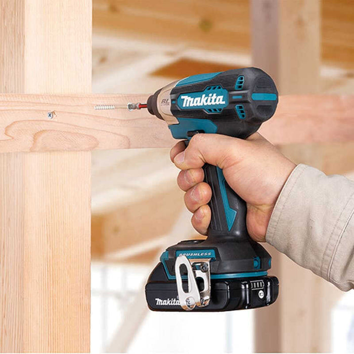Akku-Schlagschrauber 140Nm Brushless 2x3Ah 18V LXT ® MAKITA DTD157RFJ im MAKPAC
