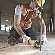 Winkelschleifer Ø125mm 800W DEWALT DWE4057-QS mit Wiederanlaufschutz
