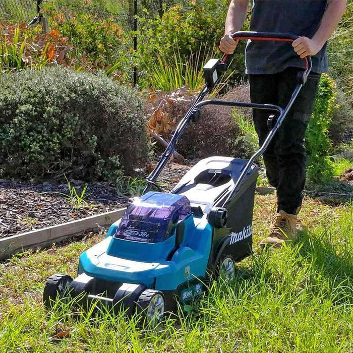 Rasenmäher MAKITA DLM382Z 38 cm 2x18V (ohne Akku)